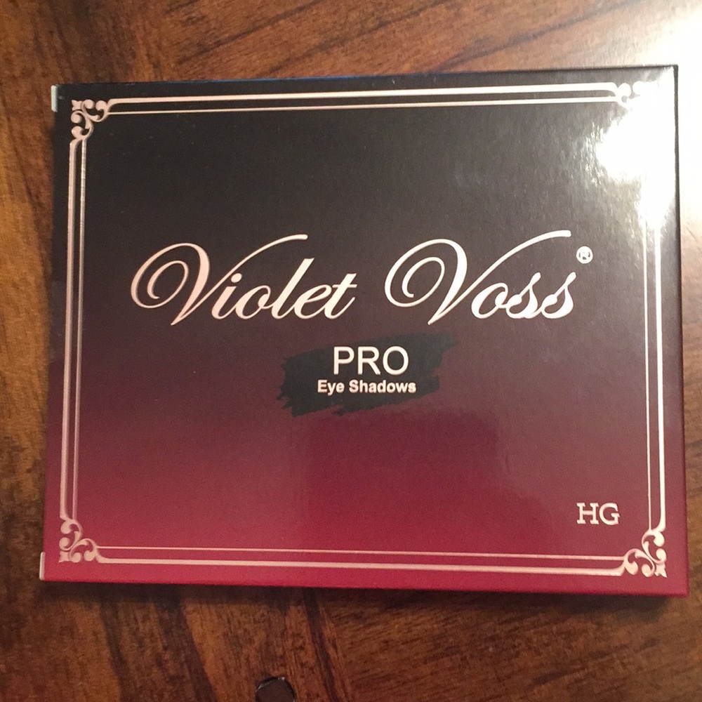 Violet Voss Pro HG Eyeshadows Palette